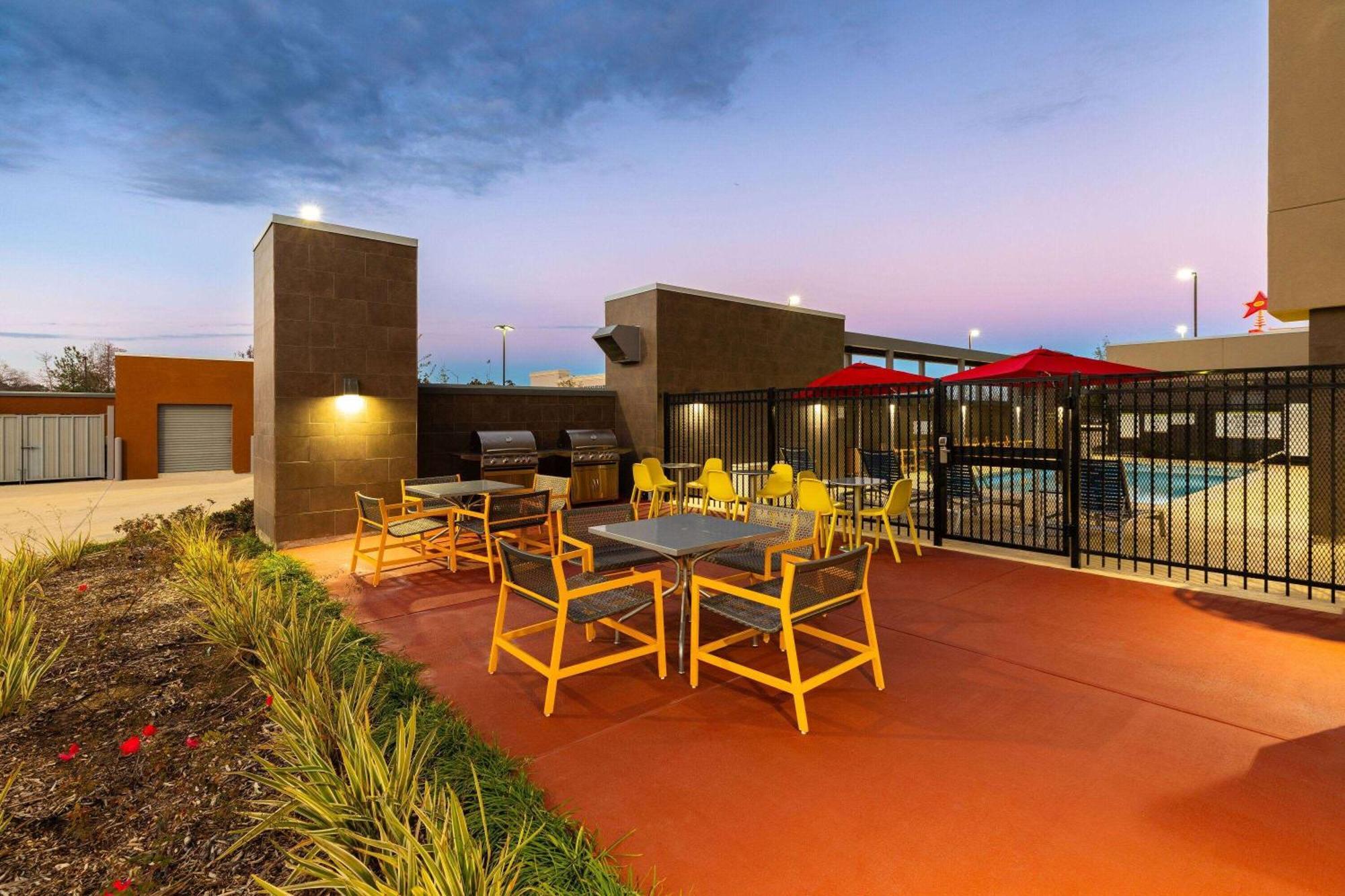 Hawthorn Extended Stay By Wyndham Kingwood Houston Exteriör bild